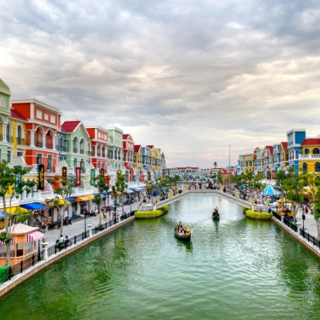 Hanoi - Tamcoc - Halong - Hue - Danang - Hoian - Saigon - Cantho - Phuquoc (15 Days - 14 Nights)